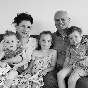 Vladim&iacute;r a Kl&aacute;ra s dětmi