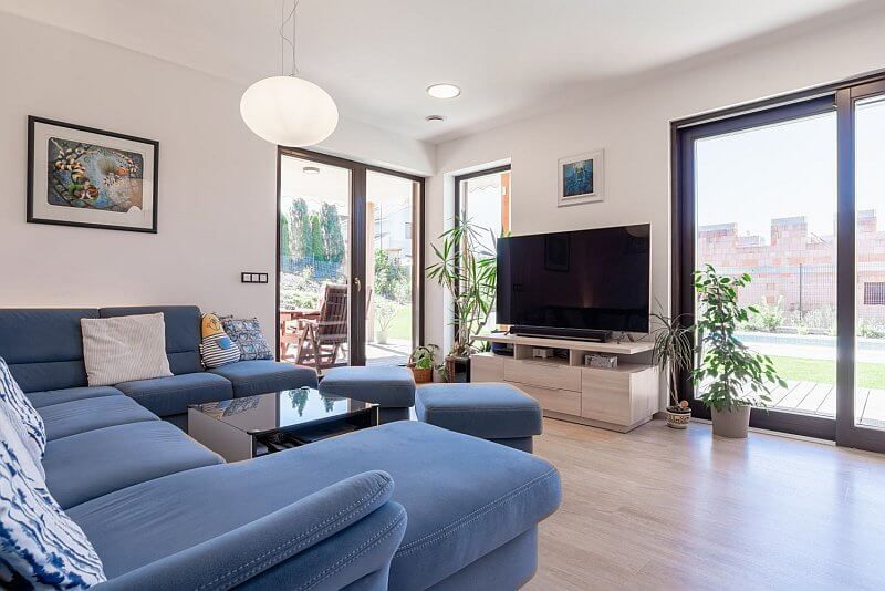 chytry-dum-PALIS-obyvaci-sedacka