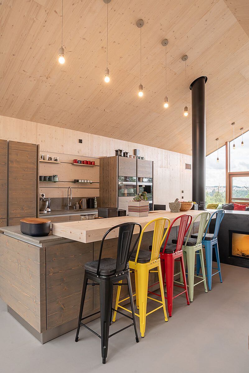 moderni-prosklena-drevostavba-PALIS-Plzen-ruzna-materialy