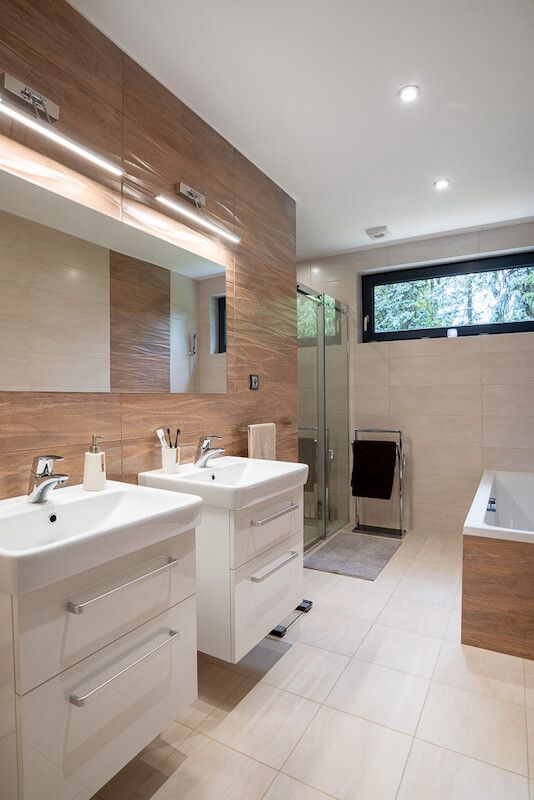 drevoastavby-treti-generace-v-jedne-zahrade-koupelna