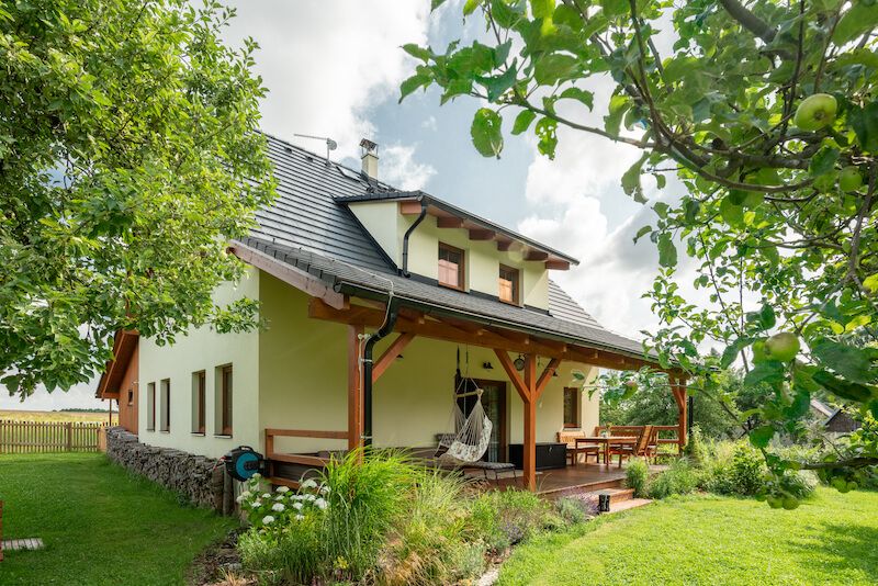 DrevoaStavby-Domov-voni-po-bylinkach-drevostavba-EKOPANELY-2