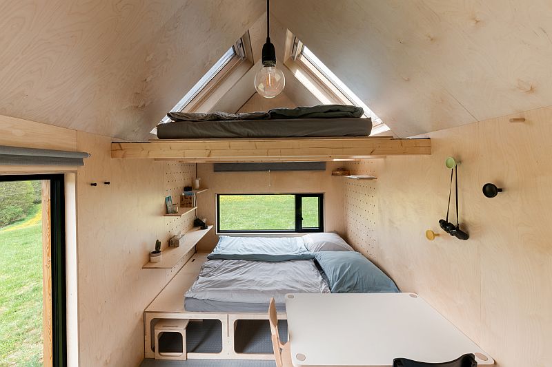 zasivarna-mobilni-chatka-interier-2