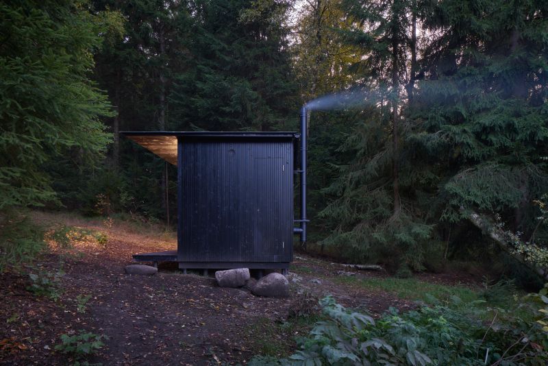 DrevoaStavby.cz | TinyHouseDone – Miniaturní soběstačná chatka DrevoaStavby.cz | TinyHouseDone – Miniaturní soběstačná chatka