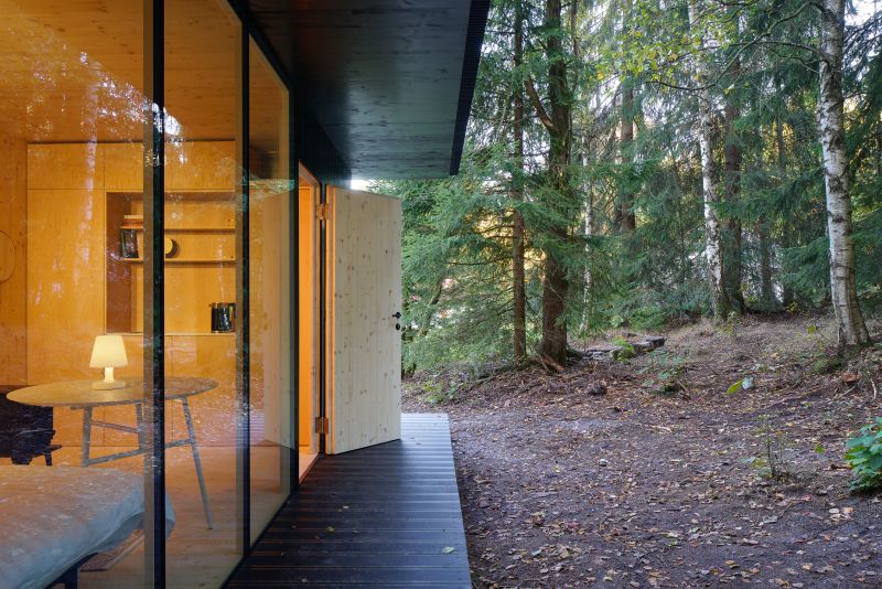 DrevoaStavby.cz | TinyHouseDone – Miniaturní soběstačná chatka DrevoaStavby.cz | TinyHouseDone – Miniaturní soběstačná chatka