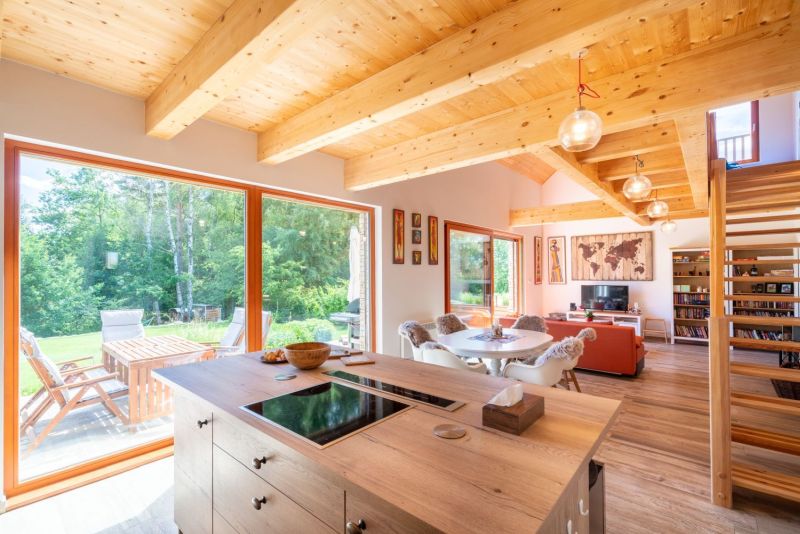 DrevoaStavby.cz | Sendvičová dřevostavba se šmrncem chalupy DrevoaStavby.cz | Sendvičová dřevostavba se šmrncem chalupy