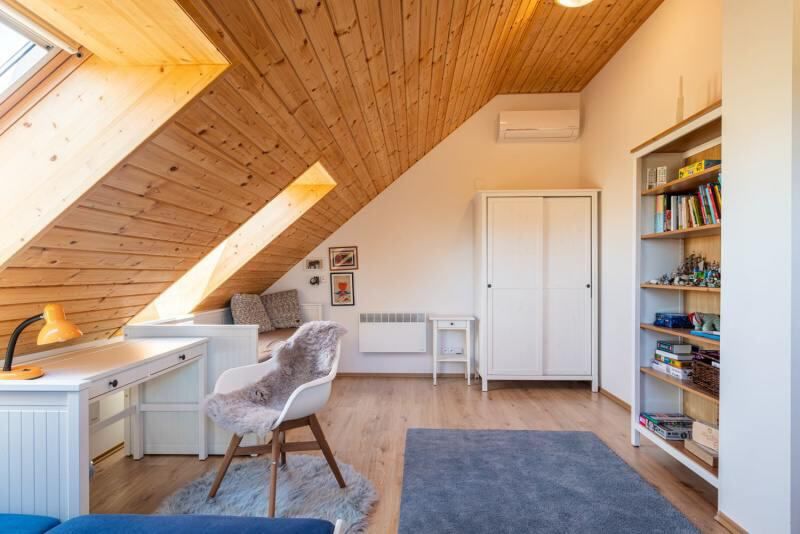 DrevoaStavby.cz | Sendvičová dřevostavba se šmrncem chalupy DrevoaStavby.cz | Sendvičová dřevostavba se šmrncem chalupy