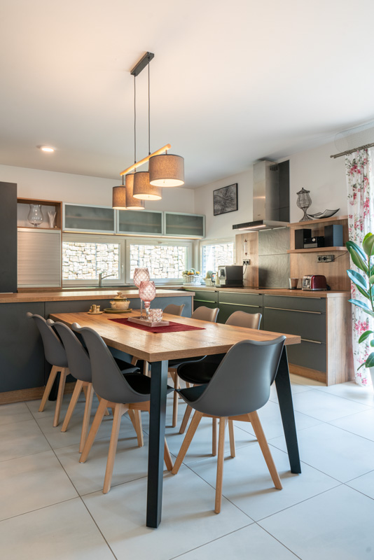 DrevoaStavby.cz Dřevostavba propojená s kamenným domem DrevoaStavby.cz Přízemní dřevostavba pro dva