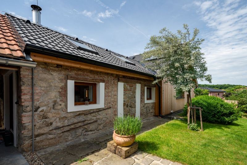 DrevoaStavby.cz Dřevostavba propojená s kamenným domem DrevoaStavby.cz Dřevostavba propojená s kamenným domem