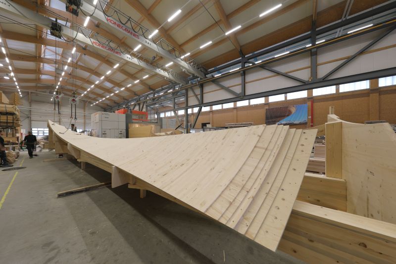 images/stories/web-clanky/CL-DS-5-24-CLT-samotvarne/DrevoaStavby.cz Samotvárné dřevo_CLT panely_věž_hala.jpg DrevoaStavby.cz Samotvárné dřevo CLT panely_věž_hala