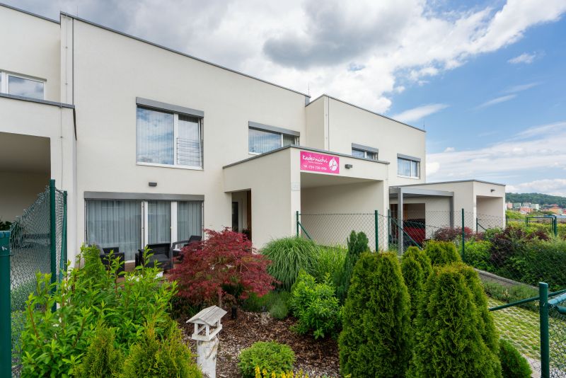 DrevoaStavby.cz Řadová dřevostavba VEXTA DrevoaStavby.cz Řadová dřevostavba VEXTA