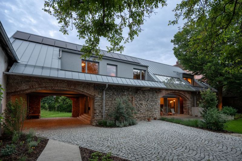 DrevoaStavby.cz Vestavěná dřevostavba ve stodole DrevoaStavby.cz Vestavěná dřevostavba ve stodole