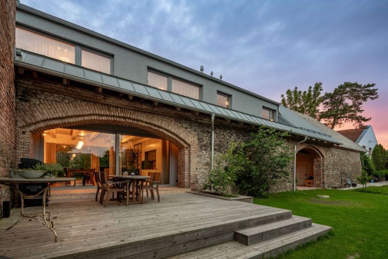 DrevoaStavby.cz Vestavěná dřevostavba ve stodole DrevoaStavby.cz Vestavěná dřevostavba ve stodole