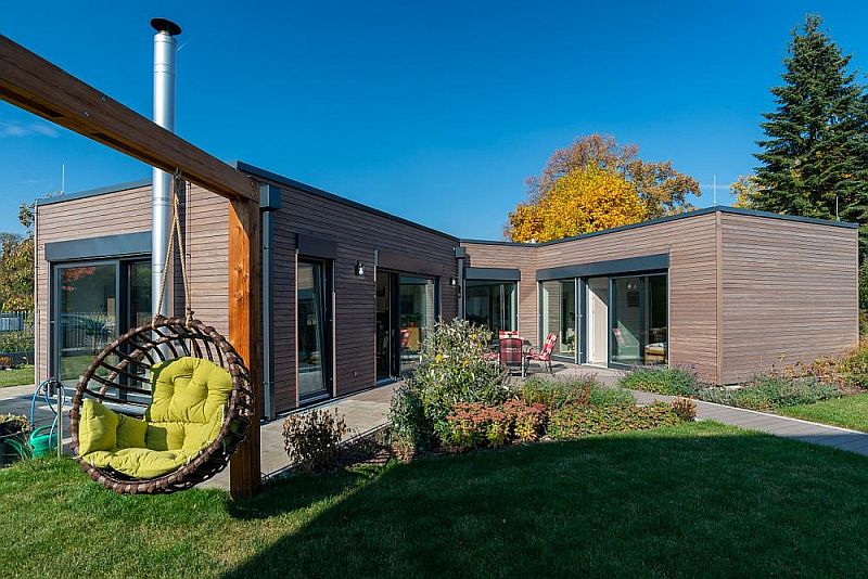 nizkoenergeticka-bezbarierova-drevostavba-exterier-1