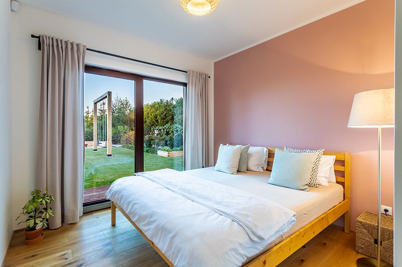 moderni-drevostavba-LUCERN-loznice