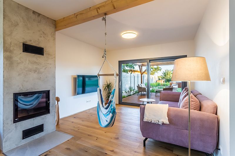 moderni-drevostavba-LUCERN-obyvaci-pokoj