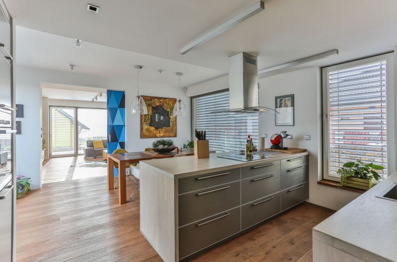 nizkoenergeticka-drevostavba-ostruvek-v-kuchyni