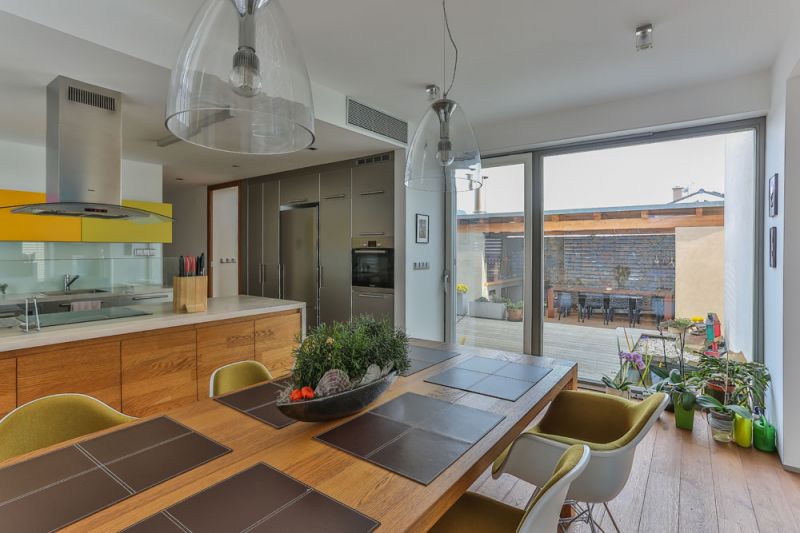 nizkoenergeticka-drevostavba-propojeni-se-zahradou