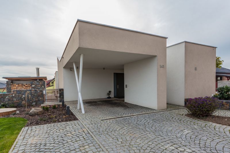 nizkoenergeticka-drevostavba-vchod