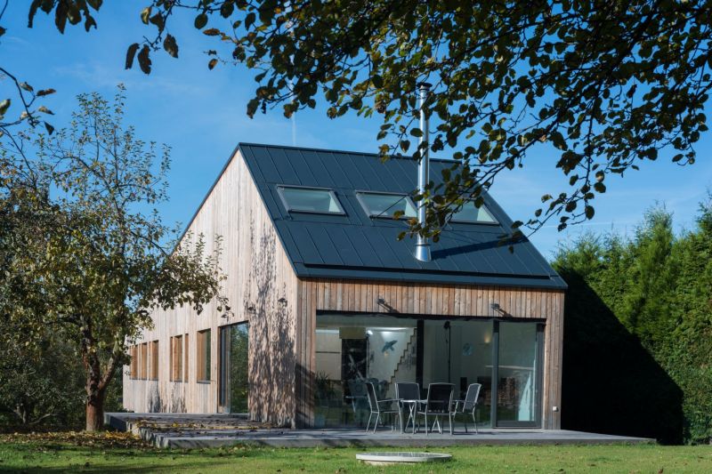 DrevoaStavby.cz | Atypick&aacute; dřevostavba na &uacute;zk&eacute;m pozemku PENATUS