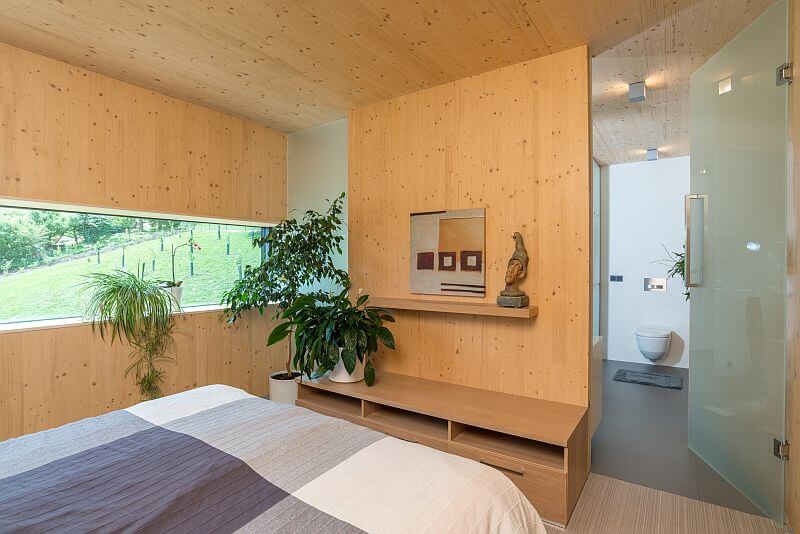 navsteva-domu-ve-svahu-zamberk-interier-loznice