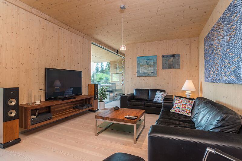 navsteva-domu-ve-svahu-zamberk-interier-obyvaci-pokoj