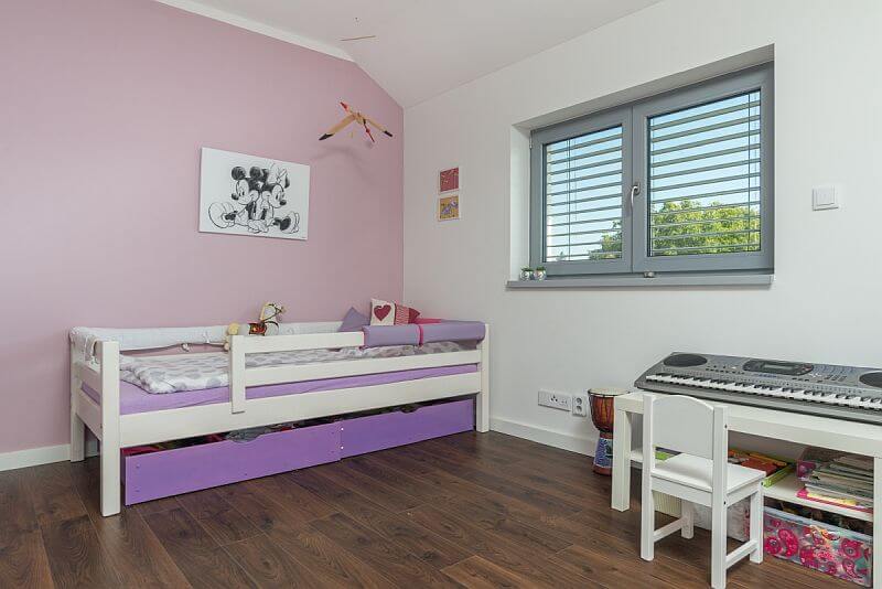 drevostavba-divci-detsky-pokoj