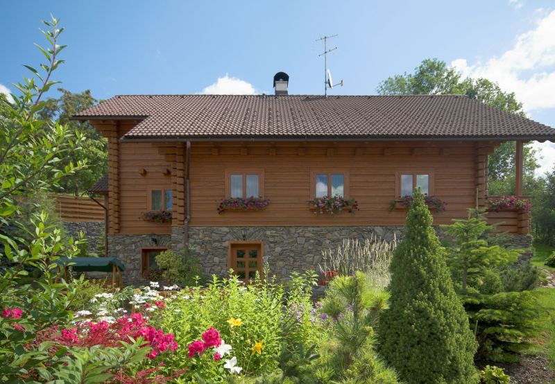 DrevoaStavby.cz | Roubenka na stráni pod lesem DrevoaStavby.cz | Roubenka na stráni pod lesem