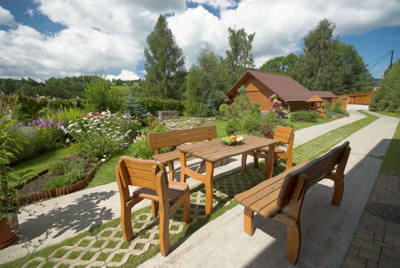 DrevoaStavby.cz | Roubenka na stráni pod lesem DrevoaStavby.cz | Roubenka na stráni pod lesem