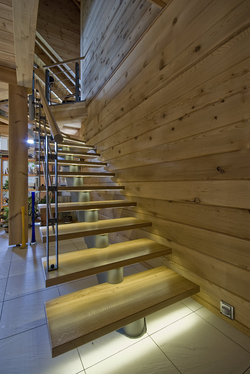 Bartos-roubeny-dum-schodiste