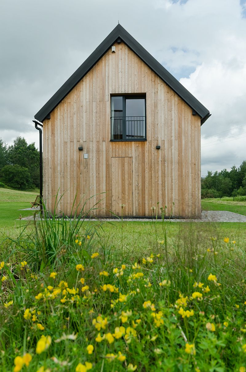 vikendova-drevostavba-stit-domu