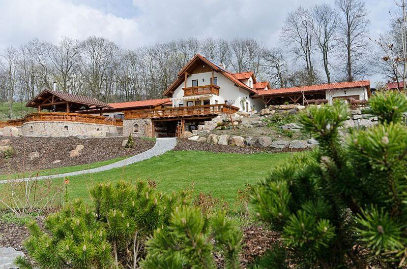 drevostavba-podle-rakouskeho-vzoru-prijezdova-cesta