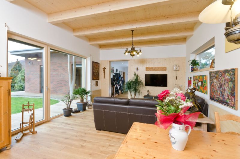 drevostavba-s-lesem-za-zady-interier