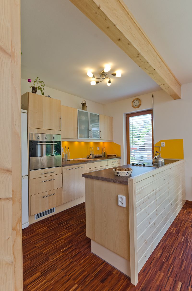 navsteva-drevostavby-PALIS-kuchyn