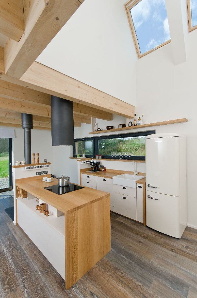 moderni-drevostavba-kuchynksa-linka