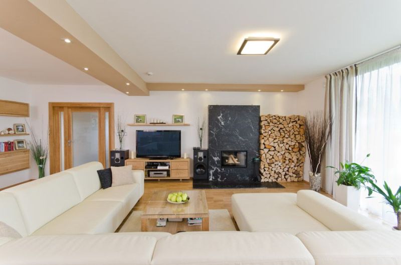 DrevoaStavby.cz | Moderní přízemní dřevostavba s fasádou z modřínu DrevoaStavby.cz | Moderní přízemní dřevostavba s fasádou z modřínu