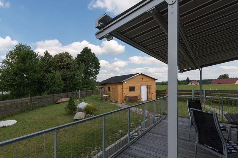 dum-na-brehu-rybnika-zahradni-domek