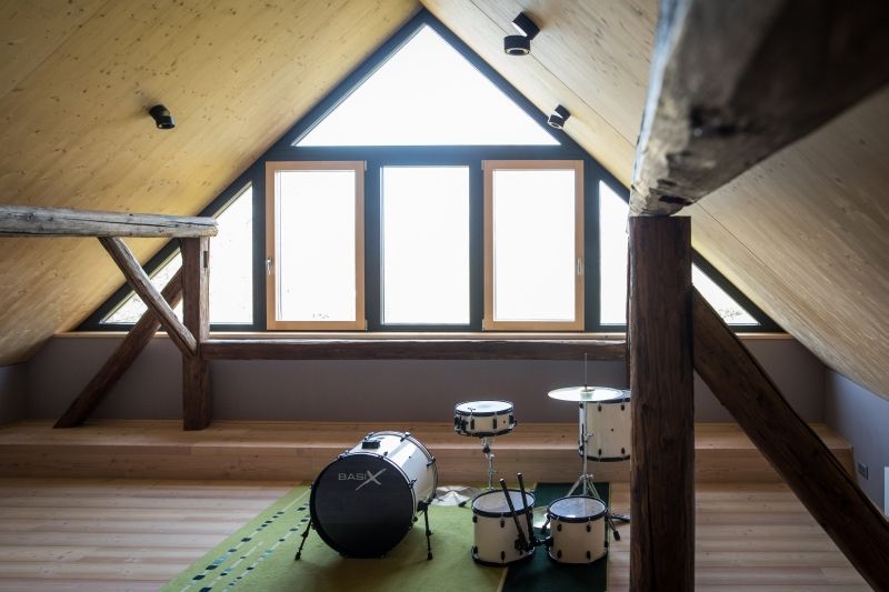 rekonstrukce-stodoly-hudebni-mistnost