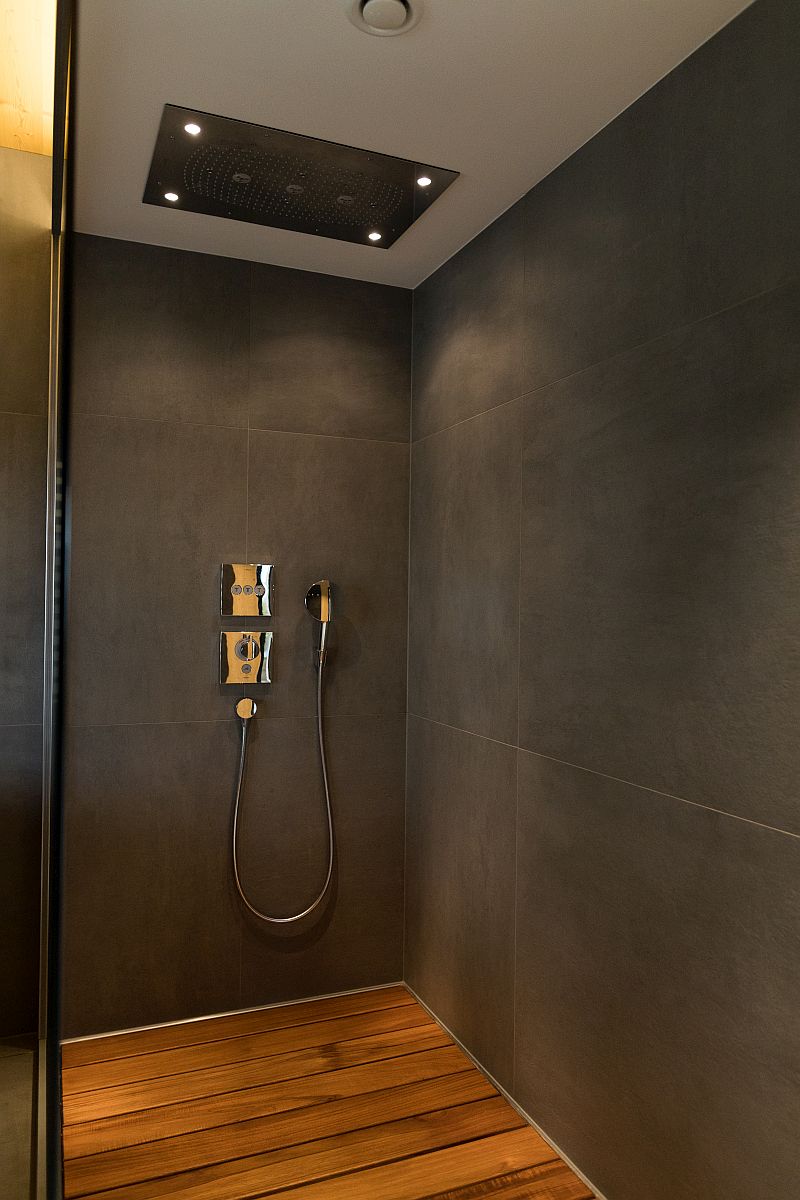 rekonstrukce-stodoly-koupelna