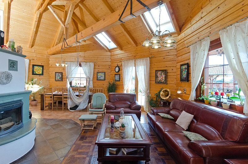 masivni-roubenka-obyvaci-pokoj