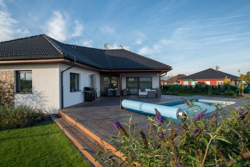 nizkoenergeticky-bungalov-bazen