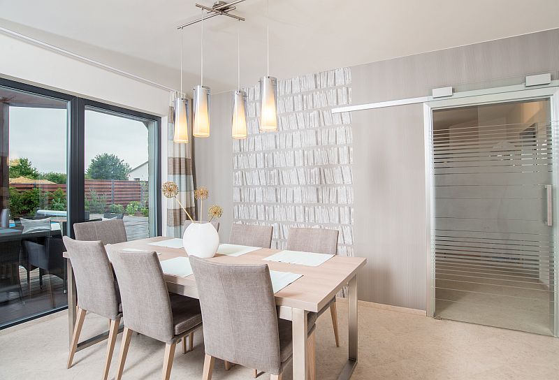 nizkoenergeticky-bungalov-jidelna