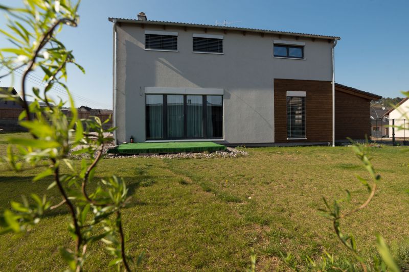 typova-drevostavba-svepomoci-pozemek