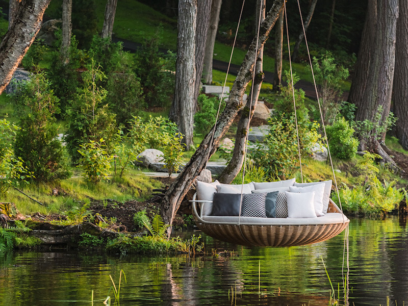 SWINGREST-houpačka-nad-vodou
