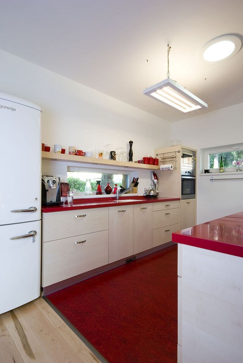 parnik-pod-magnolii-kuchyne