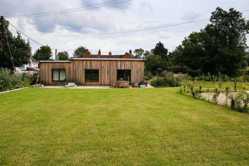 DrevoaStavby.cz Nejtěsnější dům Velké Británie z CLT panelů NOVATOP DrevoaStavby.cz Nejtěsnější dům Velké Británie z CLT panelů NOVATOP