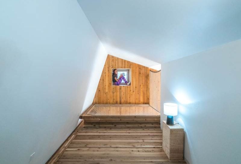 zahranici-pasivni-dum-v-horach-cteci-koutek