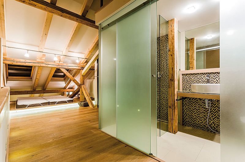 rekonstrukce-podkrovniho-bytu-koupelna