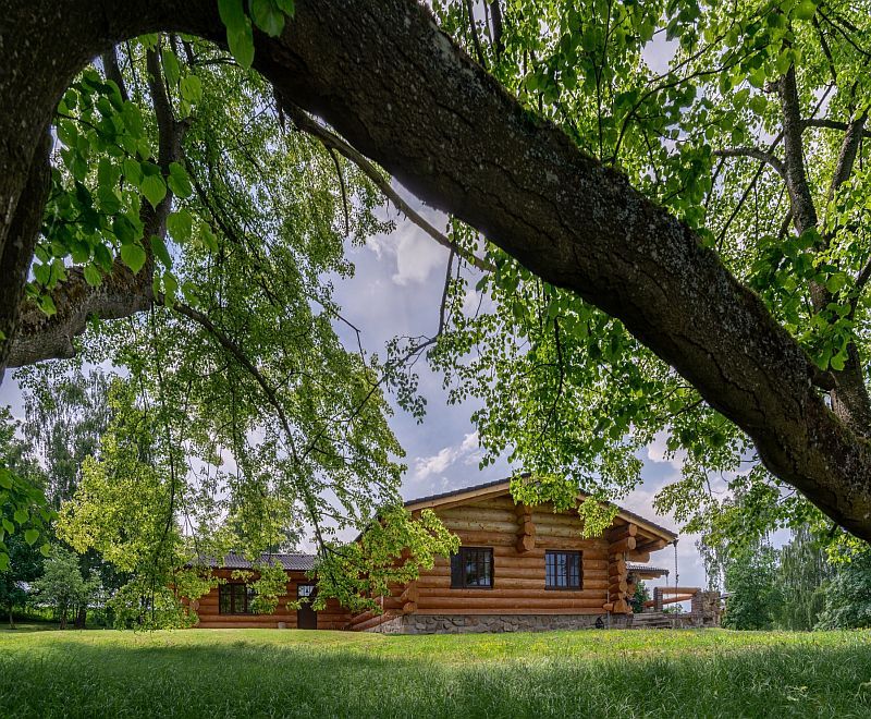 srub-svepomoci-Radcice-pohled-z-dalky