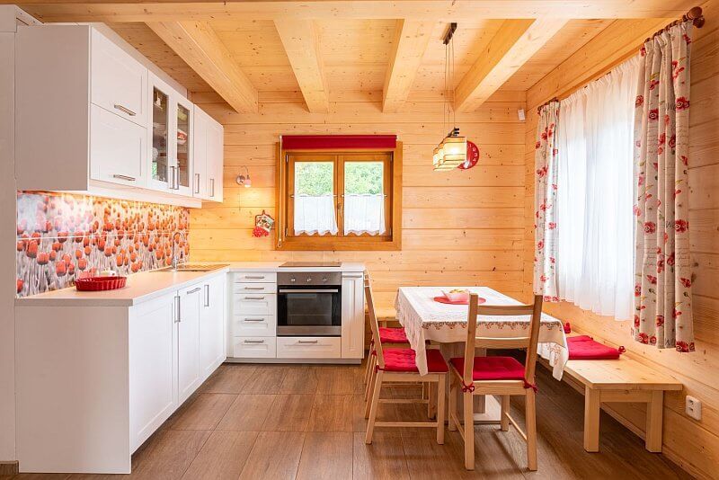 roubenka-interier-kuchye