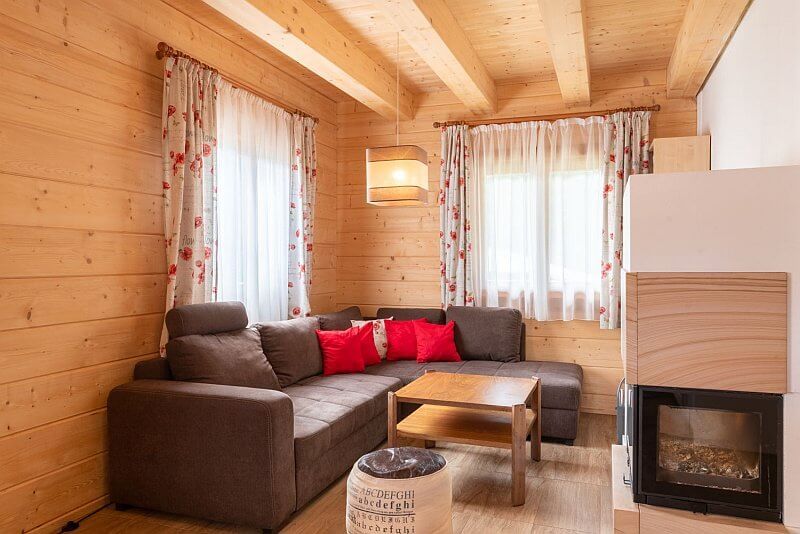 roubenka-interier-obyvaci-pokoj